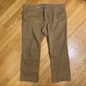 Old Navy Broken-In Slim chinos
